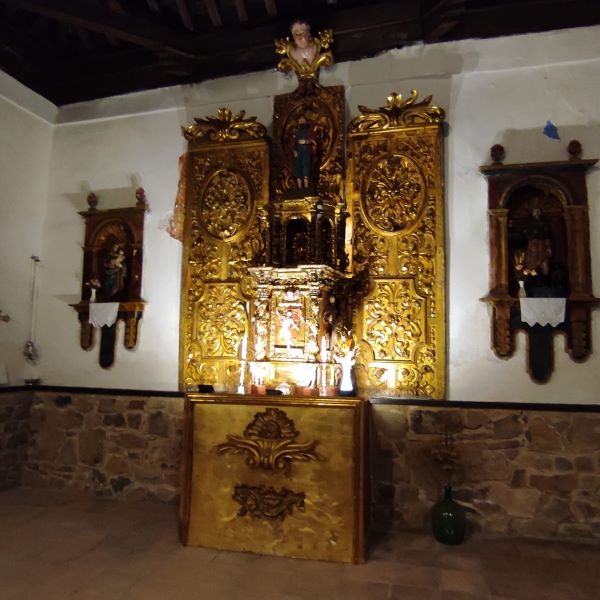 Altar de La Iglesia